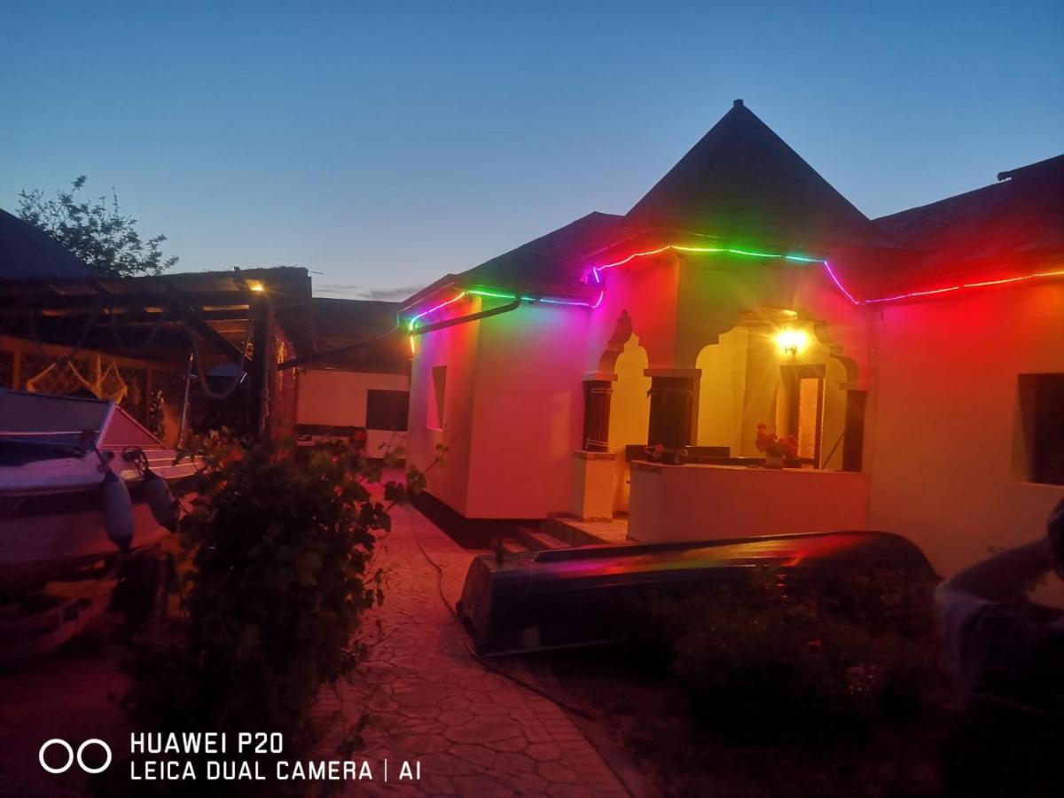 Casa Carter Hotel Sfantu Gheorghe  Luaran gambar